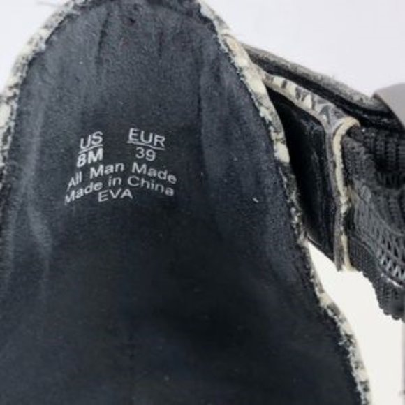 Circus by Sam Edelman Faux Snakeskin Sandal Size 8 - Picture 8 of 8